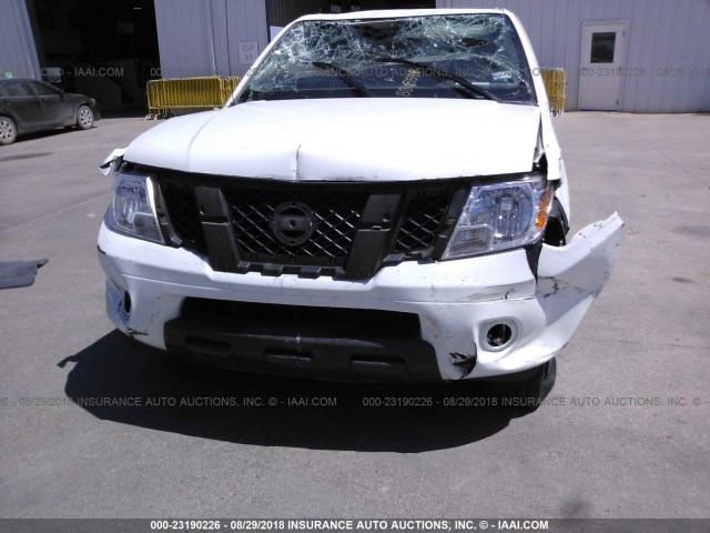 1N6AD0ER2GN783705 - 2016 NISSAN FRONTIER S/SV/SL/PRO-4X WHITE photo 6