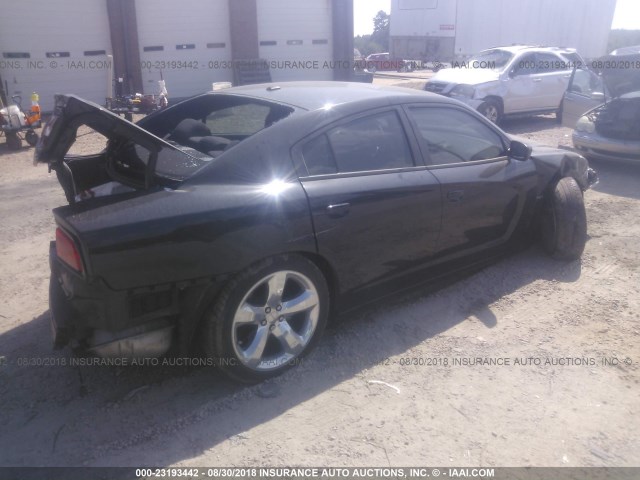 2C3CDXCT3DH678456 - 2013 DODGE CHARGER R/T BLACK photo 4