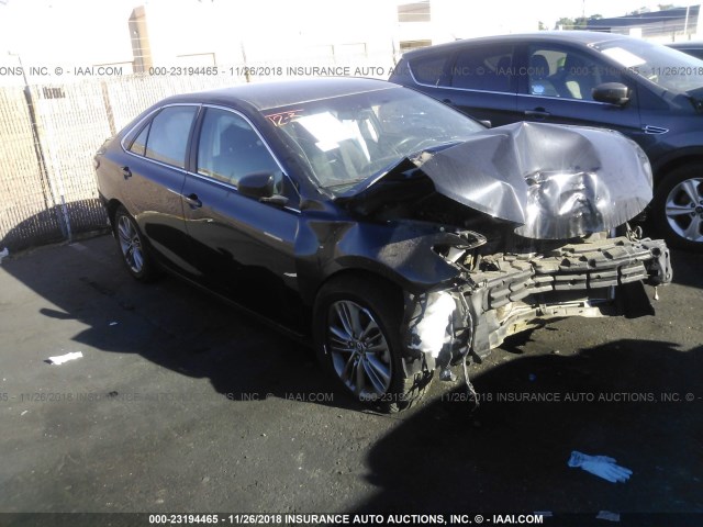 4T1BF1FK8GU532021 - 2016 TOYOTA CAMRY LE/XLE/SE/XSE BLACK photo 1