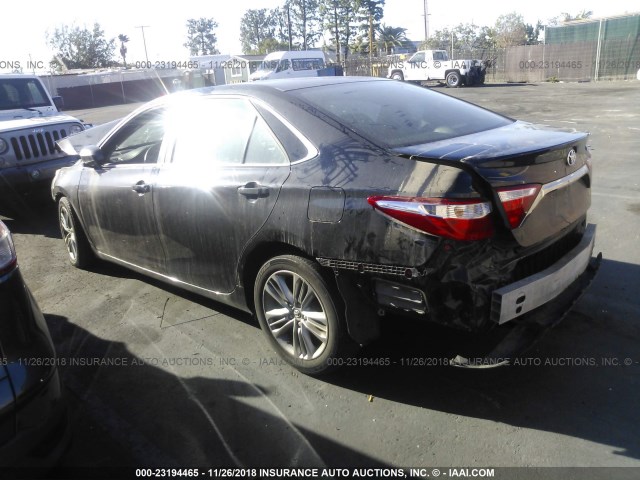 4T1BF1FK8GU532021 - 2016 TOYOTA CAMRY LE/XLE/SE/XSE BLACK photo 3