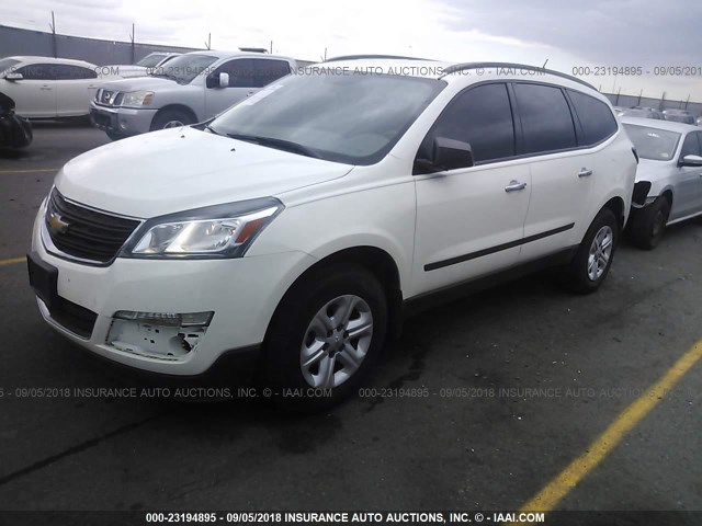 1GNKVFKD9EJ262993 - 2014 CHEVROLET TRAVERSE LS WHITE photo 2