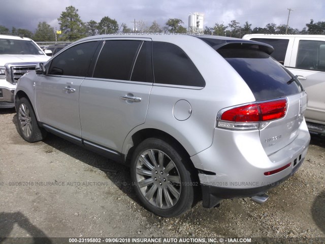 2LMDJ6JK8DBL04523 - 2013 LINCOLN MKX SILVER photo 3
