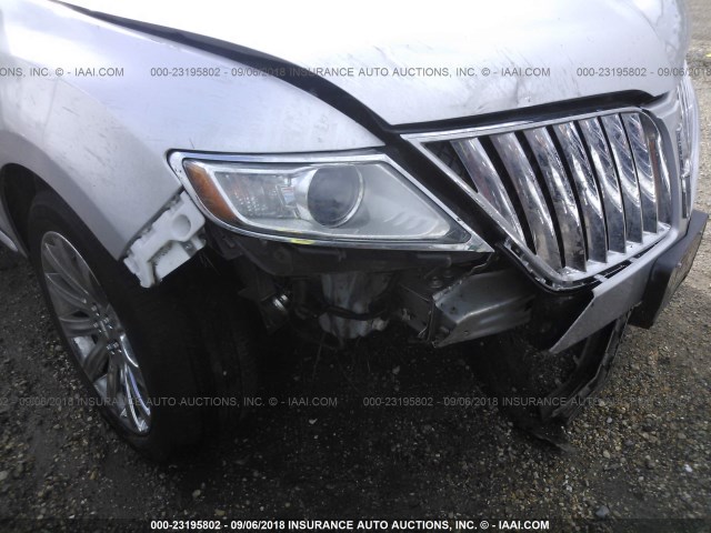 2LMDJ6JK8DBL04523 - 2013 LINCOLN MKX SILVER photo 6