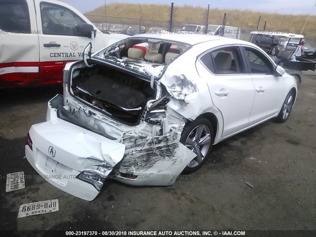 19VDE1F78EE004172 - 2014 ACURA ILX 20 TECH WHITE photo 4