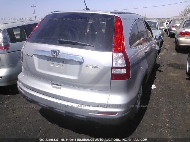 5J6RE4H7XBL047825 - 2011 HONDA CR-V EXL SILVER photo 4