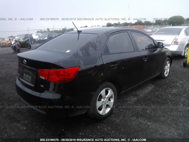 KNAFU4A29A5059149 - 2010 KIA FORTE EX BLACK photo 4