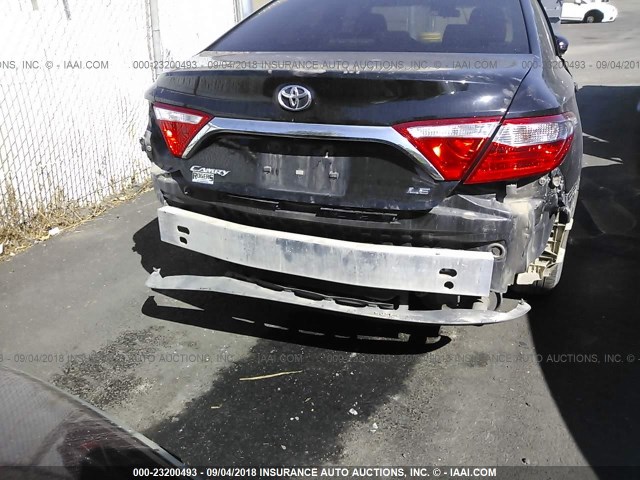 4T4BF1FK0FR502032 - 2015 TOYOTA CAMRY LE/XLE/SE/XSE BLACK photo 6