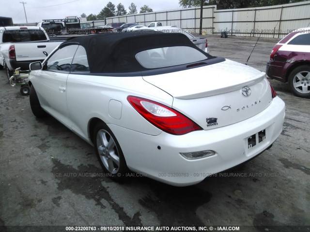 4T1FA38P18U158003 - 2008 TOYOTA CAMRY SOLARA SE/SLE/SPORT WHITE photo 3