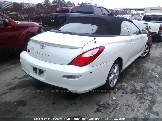 4T1FA38P18U158003 - 2008 TOYOTA CAMRY SOLARA SE/SLE/SPORT WHITE photo 4