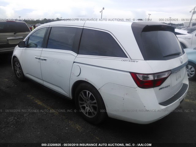 5FNRL5H68BB011112 - 2011 HONDA ODYSSEY EXL WHITE photo 3