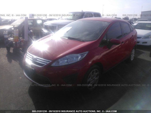 3FADP4BJ1CM185614 - 2012 FORD FIESTA SE RED photo 2