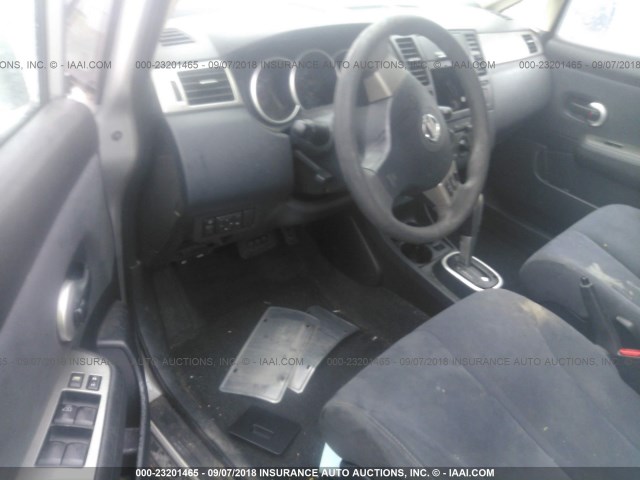 3N1BC13E69L372135 - 2009 NISSAN VERSA S/SL SILVER photo 5