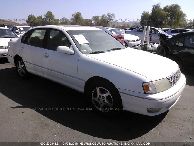 4T1BF18B3XU350871 - 1999 TOYOTA AVALON XL/XLS WHITE photo 1