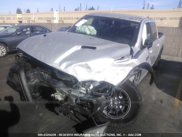 1C6RR7YTXJS235992 - 2018 RAM 1500 REBEL ვერცხლისფერი ფოტო 2