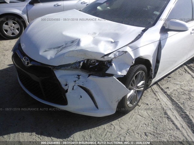 4T1BF1FKXGU119176 - 2016 TOYOTA CAMRY LE/XLE/SE/XSE WHITE photo 6