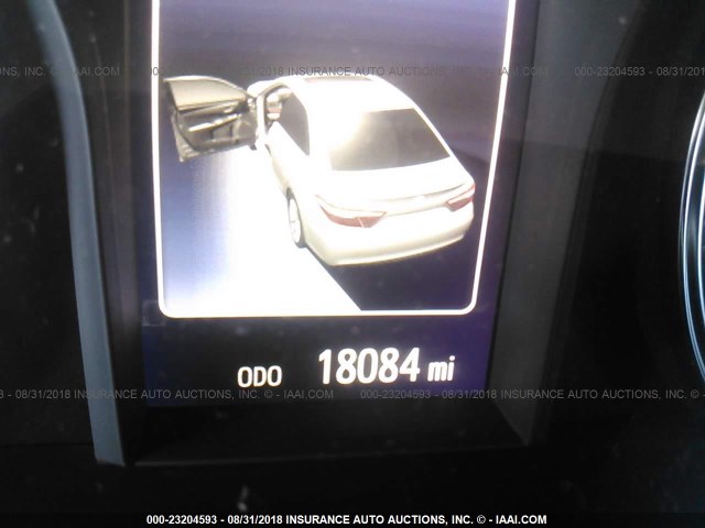 4T1BF1FKXGU119176 - 2016 TOYOTA CAMRY LE/XLE/SE/XSE WHITE photo 7