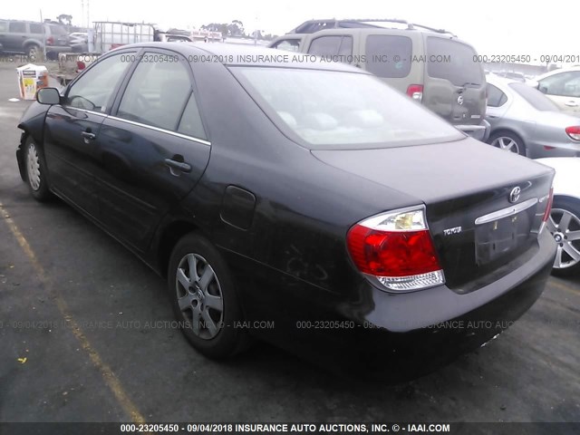 4T1BE30K45U604823 - 2005 TOYOTA CAMRY LE/XLE/SE BLACK photo 3