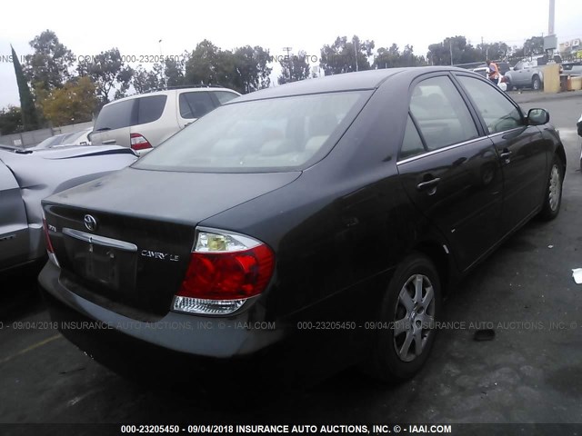 4T1BE30K45U604823 - 2005 TOYOTA CAMRY LE/XLE/SE BLACK photo 4