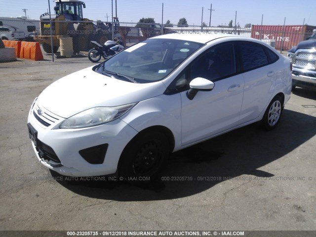 3FADP4AJ9DM149835 - 2013 FORD FIESTA S WHITE photo 2