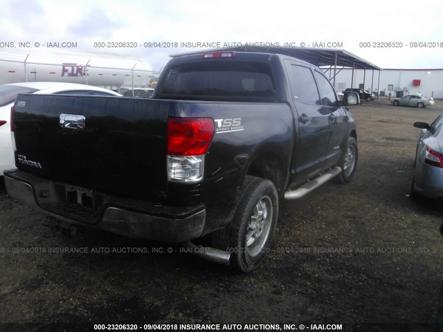 5TFEM5F17BX026970 - 2011 TOYOTA TUNDRA CREWMAX SR5 BLACK photo 4