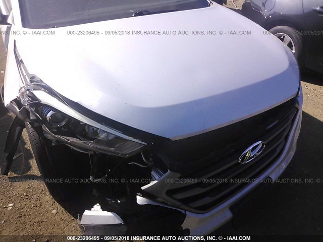 KM8J33A40GU149439 - 2016 HYUNDAI TUCSON LIMITED/SPORT AND ECO/SE SILVER photo 6