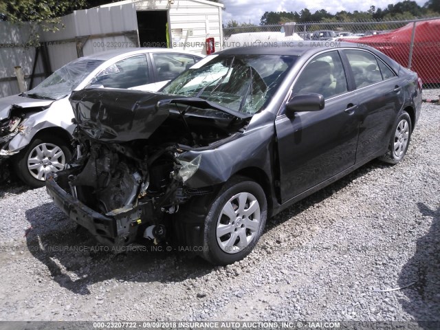 4T1BF3EK0AU059770 - 2010 TOYOTA CAMRY SE/LE/XLE 灰色 照片 2