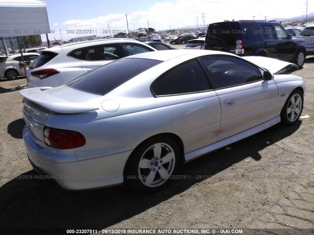 6G2VX12UX5L384650 - 2005 PONTIAC GTO SILVER photo 4