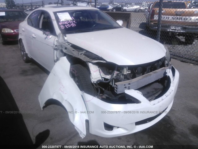 JTHBK262192093067 - 2009 LEXUS IS 250 WHITE photo 1