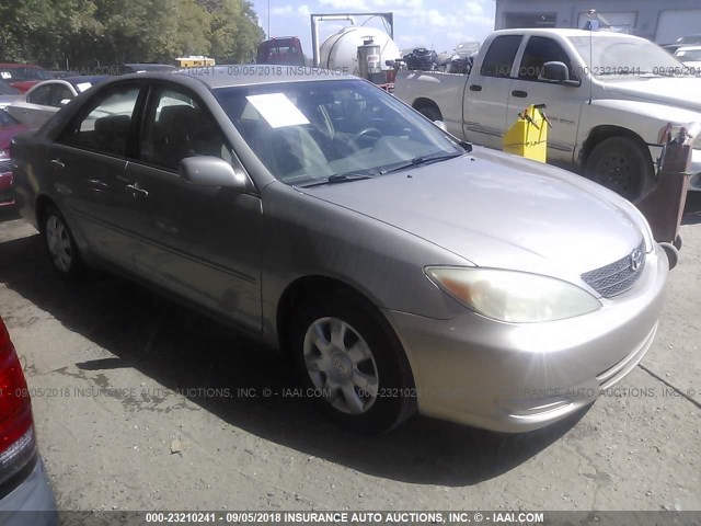 4T1BE32K32U616583 - 2002 TOYOTA CAMRY LE/XLE/SE BEIGE photo 1