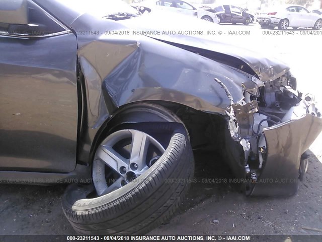 4T1BF1FK8EU458452 - 2014 TOYOTA CAMRY L/SE/LE/XLE ნაცრისფერი ფოტო 6