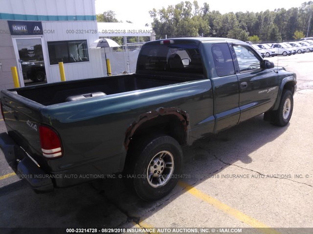 1B7GG22Y5XS237574 - 1999 DODGE DAKOTA GREEN photo 4