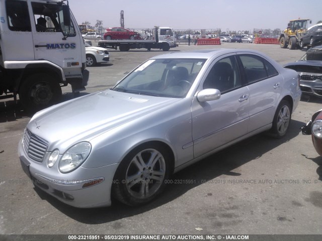 WDBUF56J56A903548 - 2006 MERCEDES-BENZ E 350 SILVER photo 2