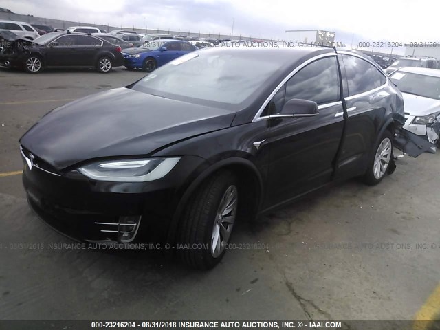 5YJXCAE21HF066558 - 2017 TESLA MODEL X BLACK photo 2