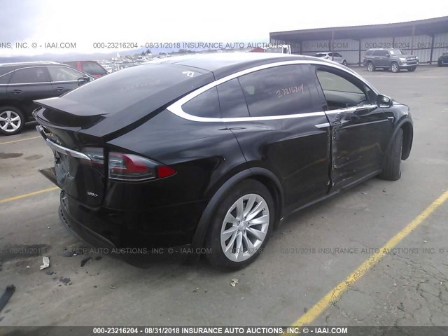 5YJXCAE21HF066558 - 2017 TESLA MODEL X BLACK photo 4