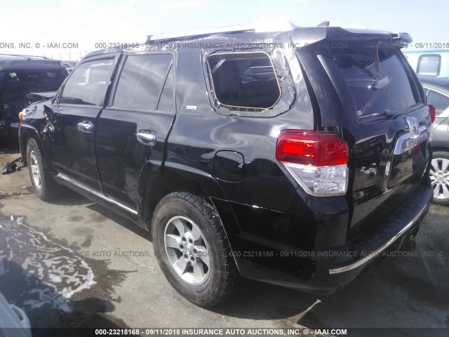 JTEZU5JR9B5023011 - 2011 TOYOTA 4RUNNER SR5/LIMITED BLACK photo 3