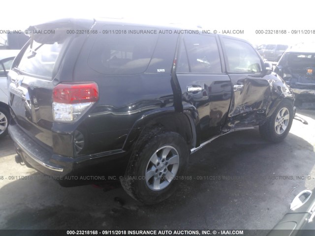 JTEZU5JR9B5023011 - 2011 TOYOTA 4RUNNER SR5/LIMITED BLACK photo 4