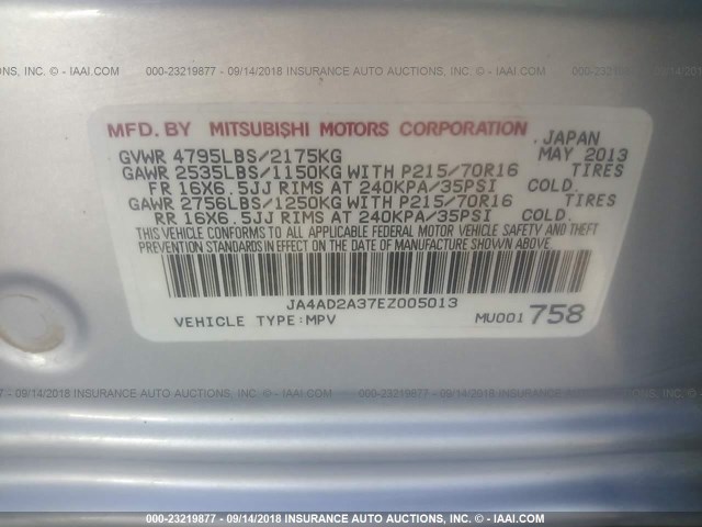 JA4AD2A37EZ005013 - 2014 MITSUBISHI OUTLANDER ES SILVER photo 9