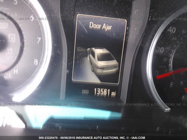 4T1BF1FK7HU454705 - 2017 TOYOTA CAMRY LE/XLE/SE/XSE WHITE photo 7