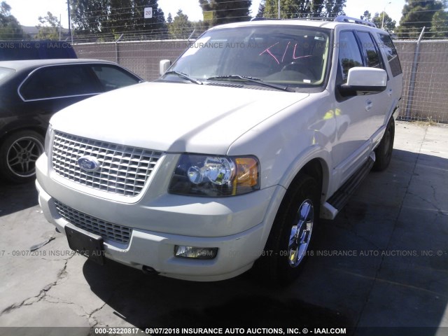 1FMFU20546LA22639 - 2006 FORD EXPEDITION LIMITED WHITE photo 2