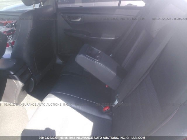 4T1BF1FK4GU132635 - 2016 TOYOTA CAMRY LE/XLE/SE/XSE WHITE photo 8