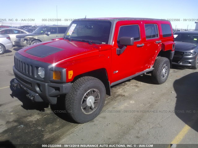 5GTDN13E278228697 - 2007 HUMMER H3 RED photo 2