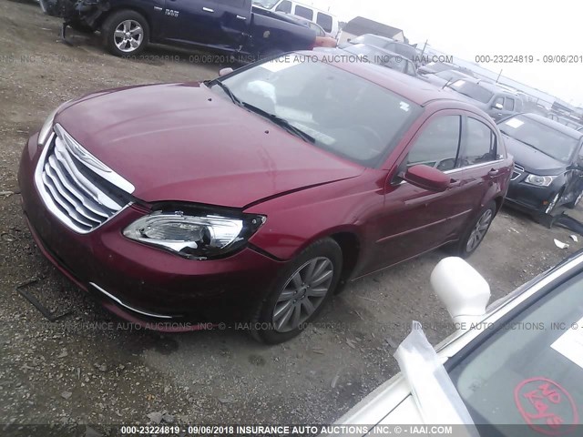 1C3BC1FG8BN552463 - 2011 CHRYSLER 200 RED photo 2