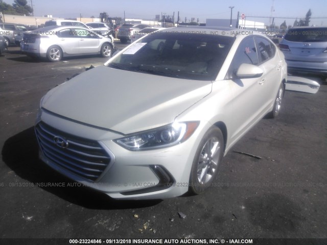 KMHD84LF3HU398936 - 2017 HYUNDAI ELANTRA SE/VALUE/LIMITED SILVER photo 2