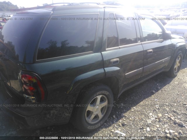 1GNDT13S242188808 - 2004 CHEVROLET TRAILBLAZER LS/LT GREEN photo 4