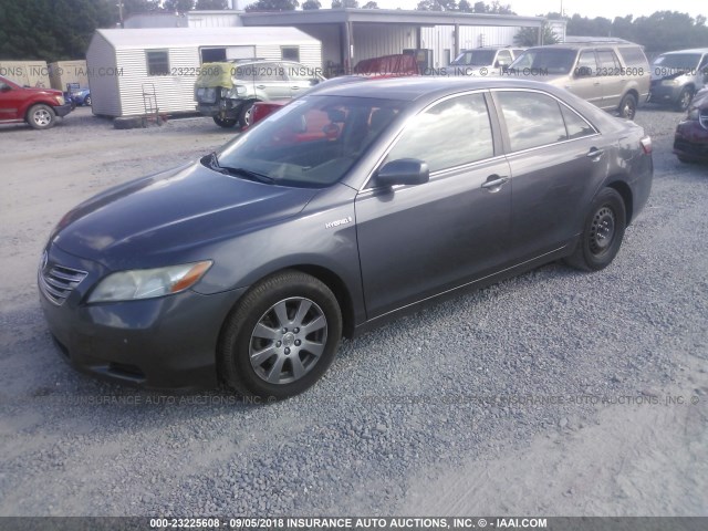 JTNBB46K273040572 - 2007 TOYOTA CAMRY NEW GENERAT HYBRID GRAY photo 2