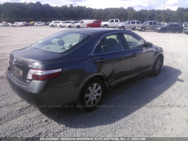 JTNBB46K273040572 - 2007 TOYOTA CAMRY NEW GENERAT HYBRID GRAY photo 4