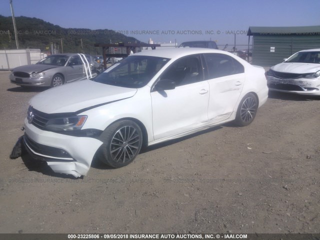 3VWB17AJ0GM247349 - 2016 VOLKSWAGEN JETTA SPORT WHITE photo 2