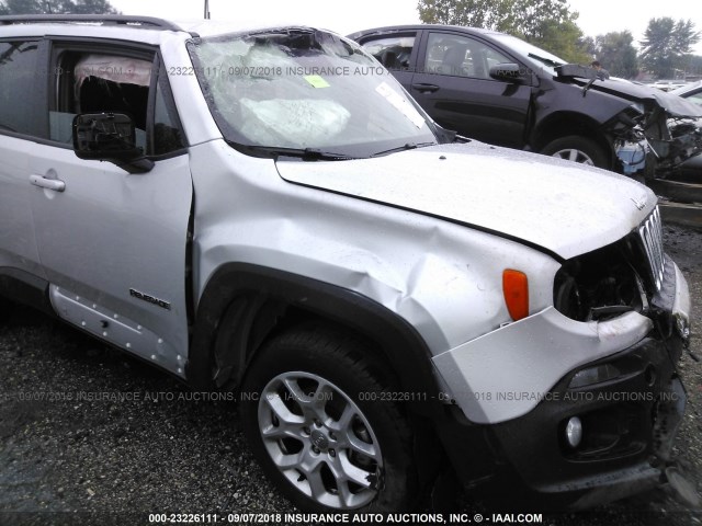 ZACCJABB5JPG84456 - 2018 JEEP RENEGADE LATITUDE SILVER photo 6