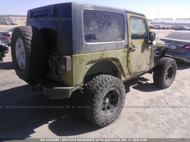 1J4FA54117L153285 - 2007 JEEP WRANGLER SAHARA GREEN photo 4