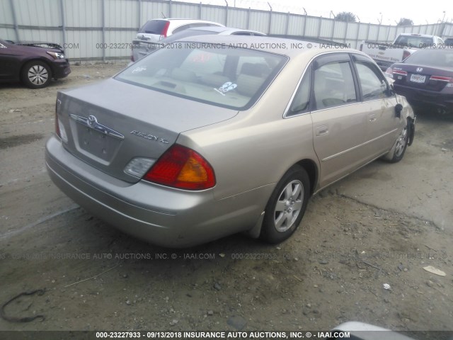 4T1BF28B51U182485 - 2001 TOYOTA AVALON XL/XLS GOLD photo 4